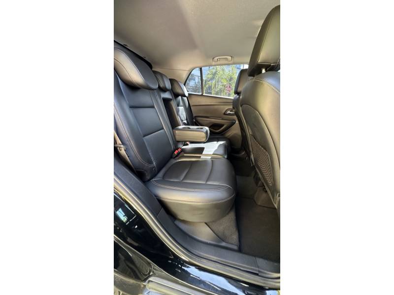 CHEVROLET - TRACKER - 2018/2018 - Preta - R$ 98.900,00
