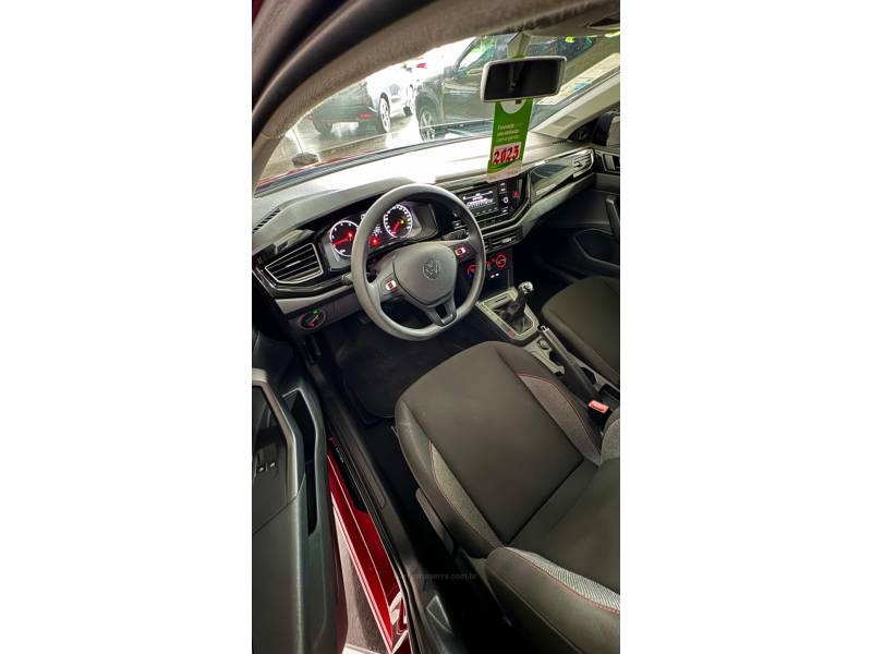 VOLKSWAGEN - POLO - 2023/2023 - Vermelha - R$ 85.900,00