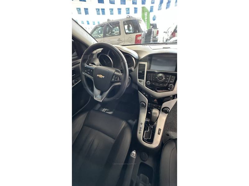 CHEVROLET - CRUZE - 2016/2016 - Preta - R$ 72.000,00