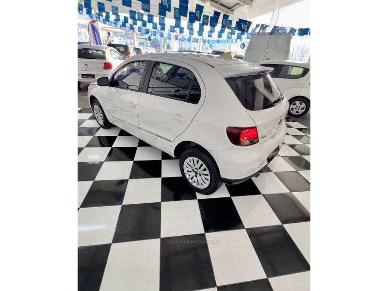 VOLKSWAGEN - GOL - 2013/2013 - Branca - R$ 39.900,00