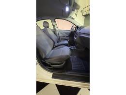 VOLKSWAGEN - GOL - 2013/2013 - Branca - R$ 39.900,00