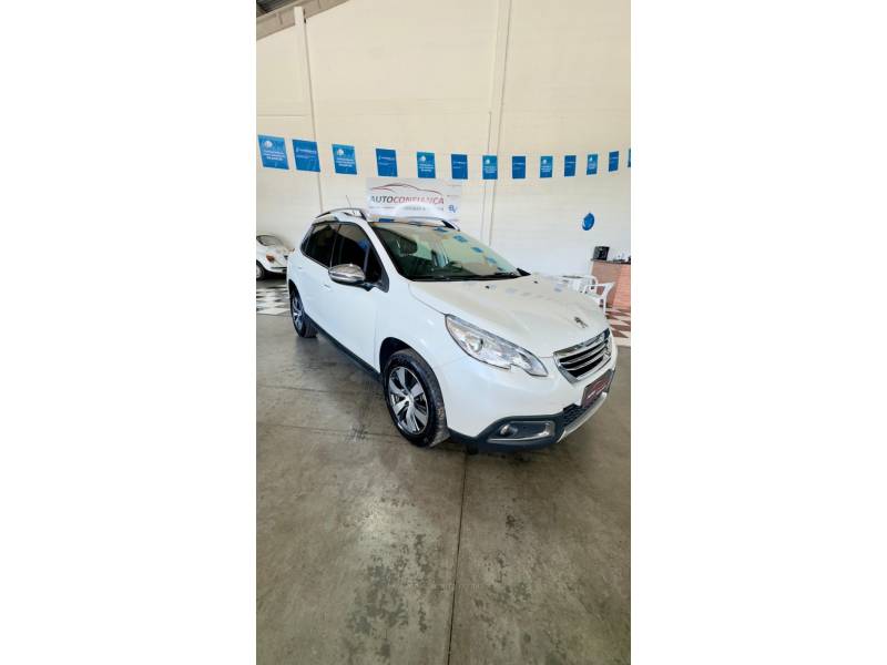 PEUGEOT - 2008 - 2015/2016 - Branca - R$ 59.900,00
