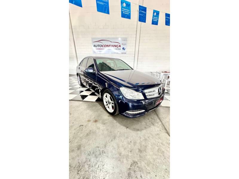 MERCEDES-BENZ - C 180 - 2012/2012 - Azul - R$ 69.900,00