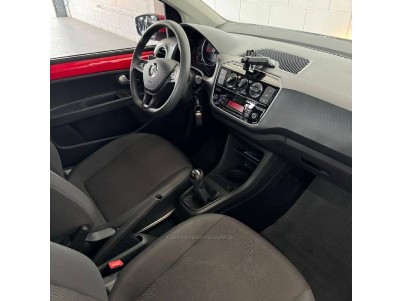 VOLKSWAGEN - UP - 2019/2020 - Vermelha - R$ 59.900,00