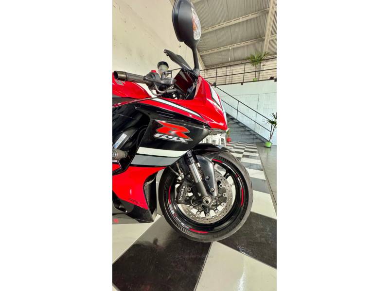 SUZUKI - GSXR - 2015/2016 - Vermelha - R$ 59.900,00