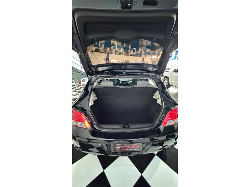 CHEVROLET - ONIX - 2016/2016 - Preta - Sob Consulta