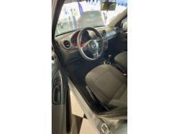 VOLKSWAGEN - VOYAGE - 2013/2013 - Prata - R$ 40.900,00