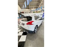 PEUGEOT - 2008 - 2015/2016 - Branca - R$ 59.900,00