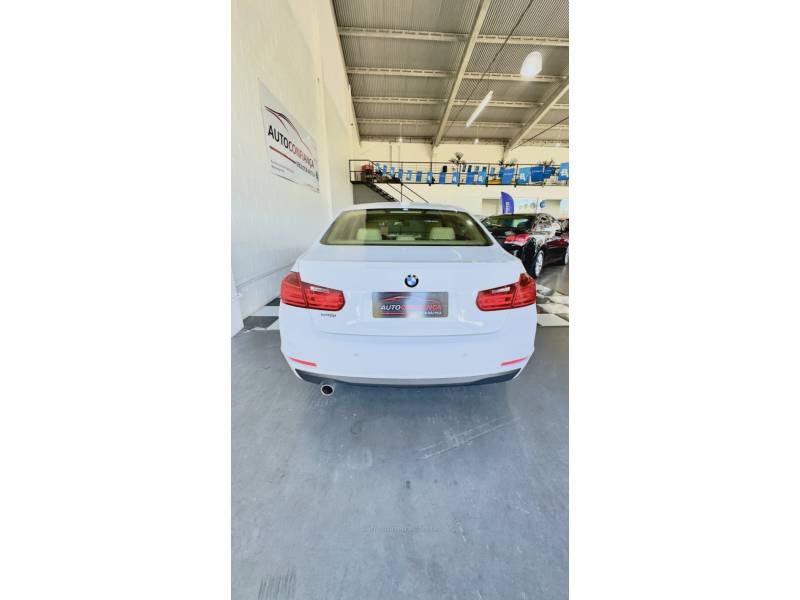BMW - 320I - 2014/2015 - Branca - R$ 102.900,00