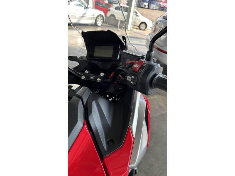 HONDA - NC 750X - 2023/2023 - Vermelha - R$ 59.900,00