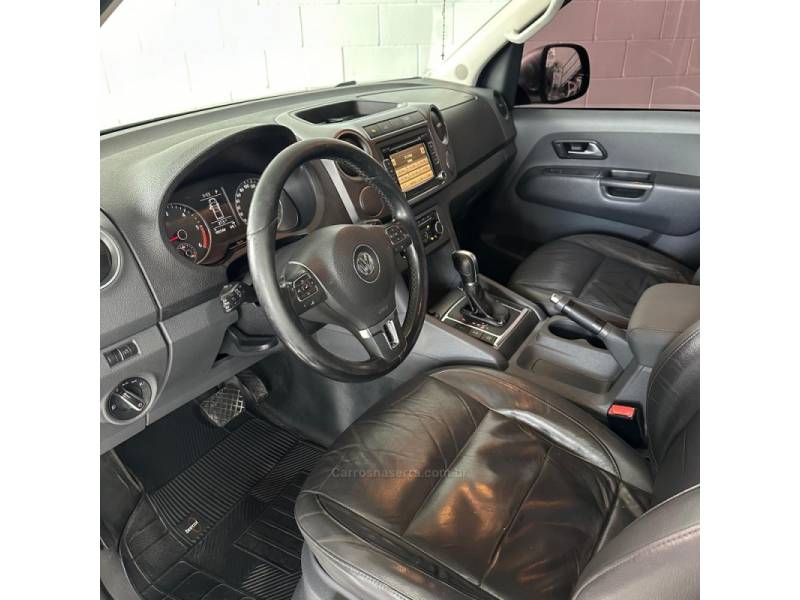 VOLKSWAGEN - AMAROK - 2014/2014 - Prata - R$ 105.900,00