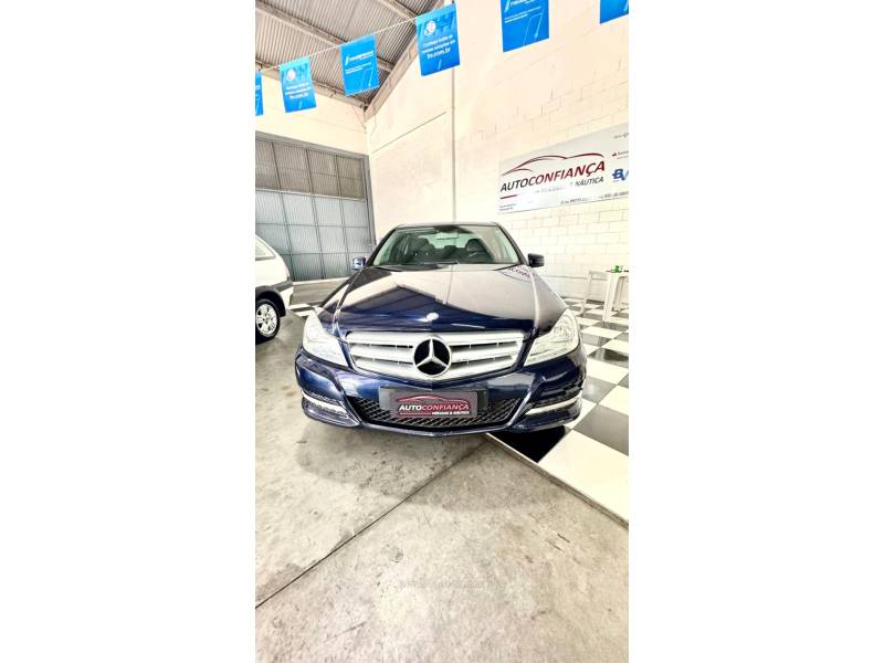 MERCEDES-BENZ - C 180 - 2012/2012 - Azul - R$ 69.900,00