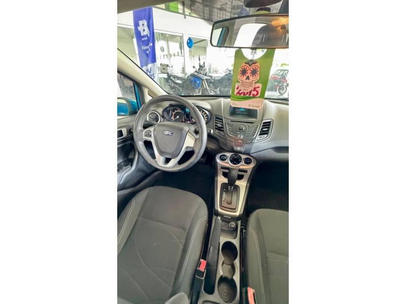 FORD - FIESTA - 2015/2015 - Azul - R$ 49.900,00