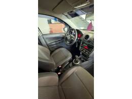 VOLKSWAGEN - VOYAGE - 2013/2013 - Prata - R$ 40.900,00