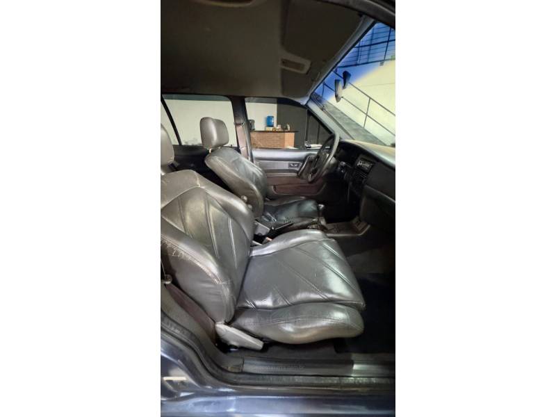 VOLKSWAGEN - SANTANA - 1997/1997 - Azul - R$ 28.900,00