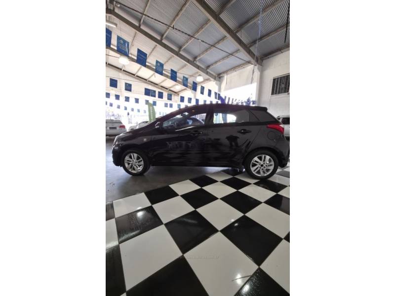 HYUNDAI - HB20 - 2015/2015 - Preta - R$ 45.900,00