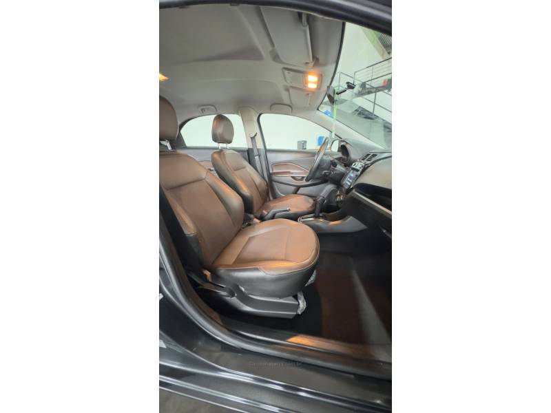 CHEVROLET - COBALT - 2018/2019 - Cinza - R$ 59.900,00