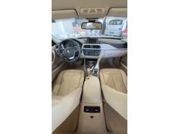 BMW - 320I - 2014/2015 - Branca - R$ 102.900,00
