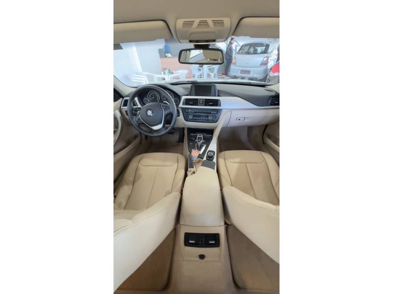 BMW - 320I - 2014/2015 - Branca - R$ 102.900,00