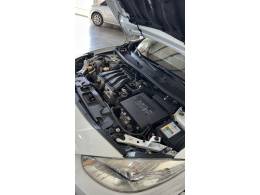 RENAULT - FLUENCE - 2013/2013 - Branca - R$ 49.900,00