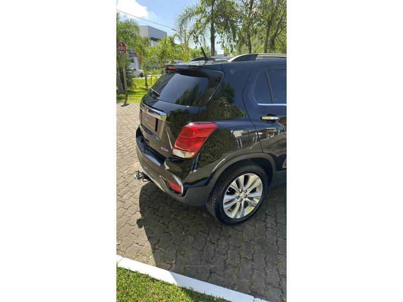 CHEVROLET - TRACKER - 2018/2018 - Preta - R$ 98.900,00