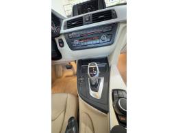 BMW - 320I - 2014/2015 - Branca - R$ 102.900,00