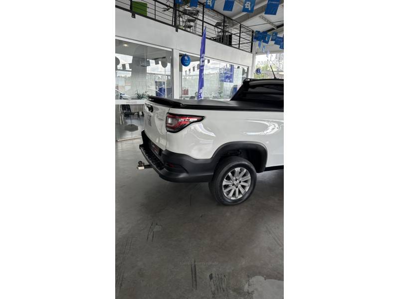 FIAT - STRADA - 2022/2022 - Branca - R$ 79.900,00
