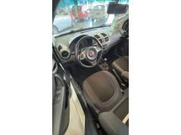 FIAT - SIENA - 2017/2017 - Branca - R$ 48.900,00