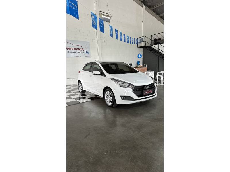 HYUNDAI - HB20 - 2017/2017 - Branca - R$ 53.900,00