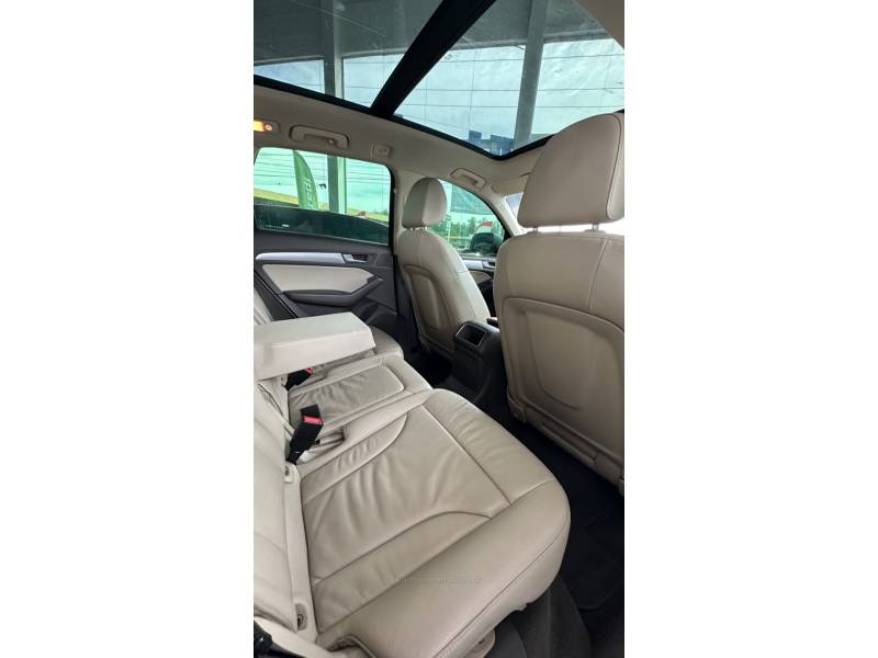 AUDI - Q5 - 2014/2014 - Branca - R$ 102.900,00