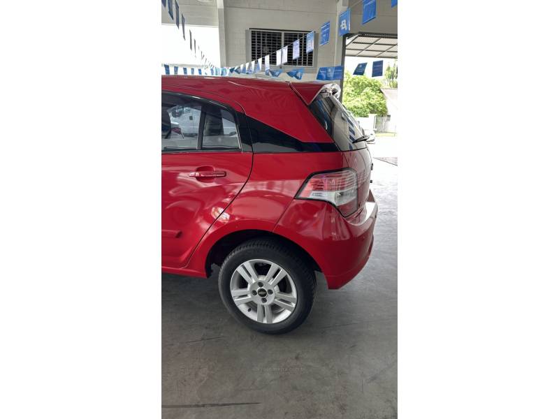 CHEVROLET - AGILE - 2012/2012 - Vermelha - R$ 39.900,00