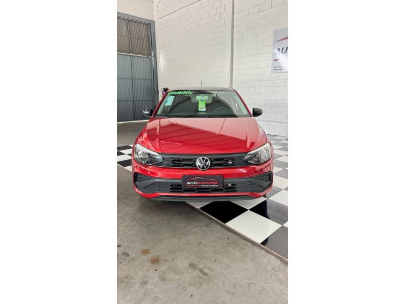 VOLKSWAGEN - POLO - 2023/2023 - Vermelha - R$ 85.900,00