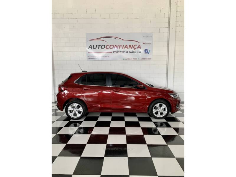 CHEVROLET - ONIX - 2020/2020 - Vermelha - R$ 78.900,00