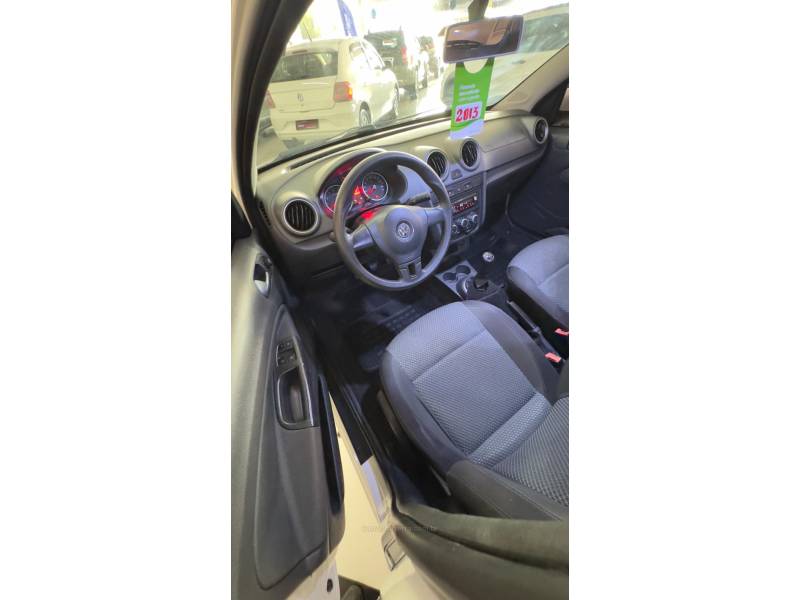 VOLKSWAGEN - GOL - 2013/2013 - Branca - R$ 39.900,00