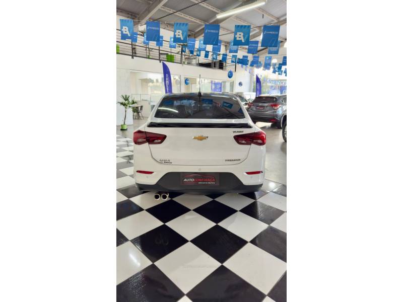 CHEVROLET - ONIX - 2024/2024 - Branca - R$ 106.900,00