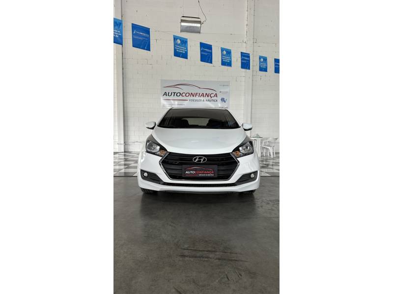 HYUNDAI - HB20 - 2017/2017 - Branca - R$ 53.900,00