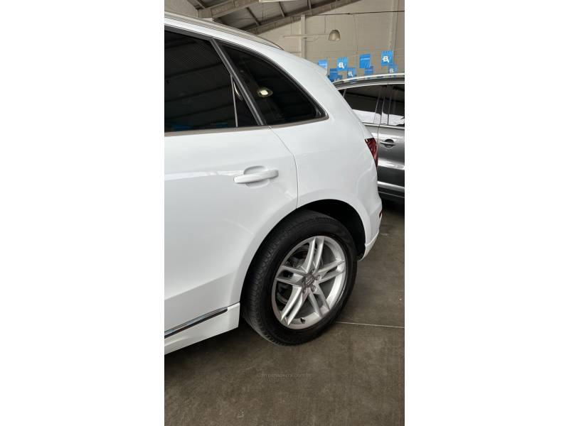 AUDI - Q5 - 2014/2014 - Branca - R$ 102.900,00
