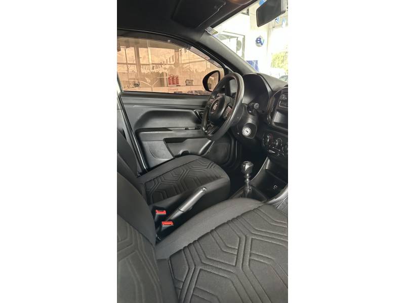 FIAT - STRADA - 2022/2022 - Branca - R$ 79.900,00
