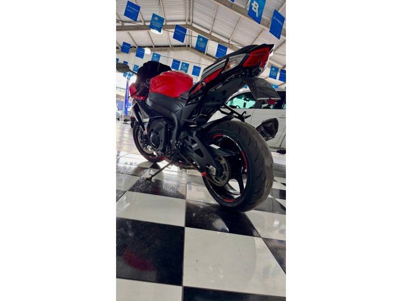 SUZUKI - GSXR - 2015/2016 - Vermelha - R$ 59.900,00