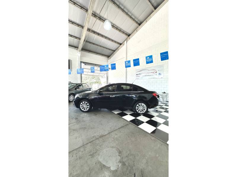 CHEVROLET - CRUZE - 2016/2016 - Preta - R$ 72.000,00