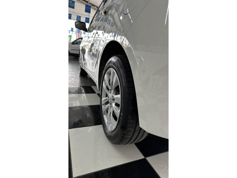 HYUNDAI - HB20 - 2017/2017 - Branca - R$ 53.900,00