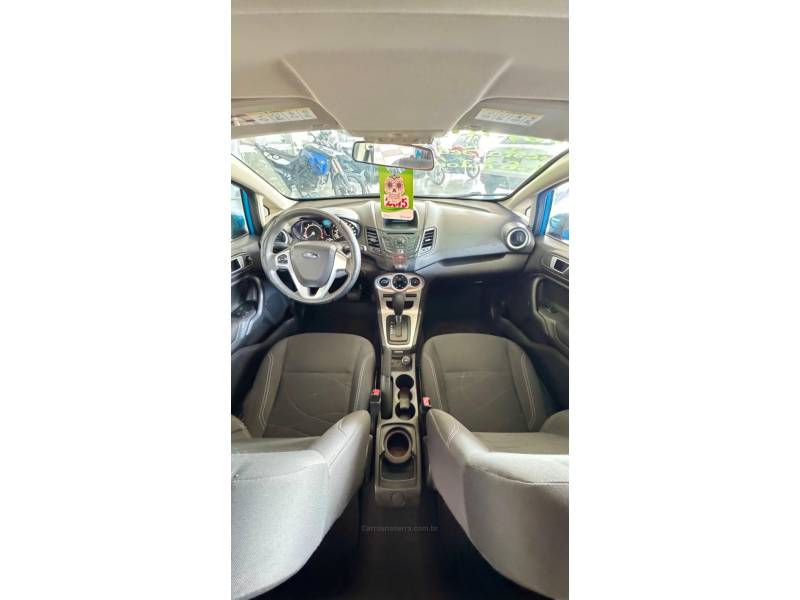 FORD - FIESTA - 2015/2015 - Azul - R$ 49.900,00