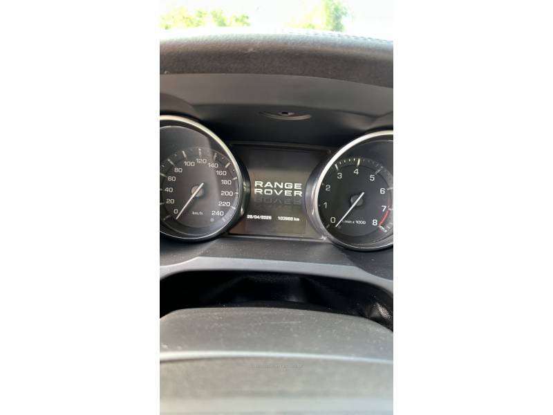 LAND ROVER - RANGE ROVER EVOQUE - 2013/2013 - Vermelha - Sob Consulta