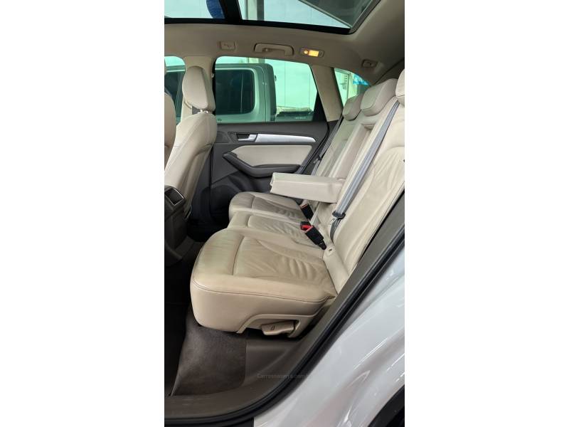 AUDI - Q5 - 2014/2014 - Branca - R$ 102.900,00