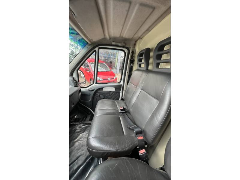 FIAT - DUCATO - 2011/2012 - Branca - R$ 72.900,00
