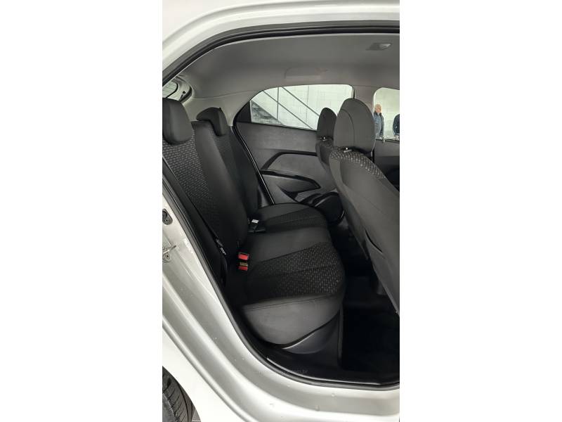 HYUNDAI - HB20 - 2017/2017 - Branca - R$ 53.900,00