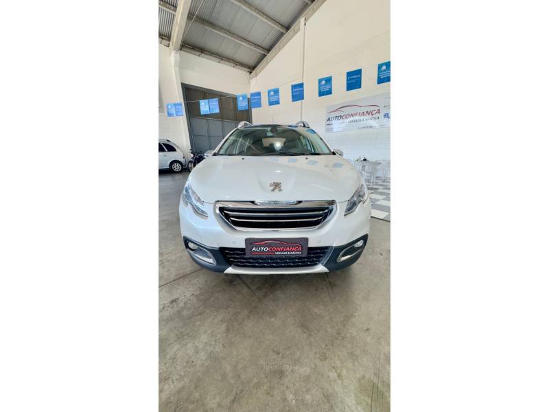 PEUGEOT - 2008 - 2015/2016 - Branca - R$ 59.900,00