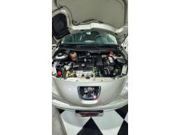 PEUGEOT - 207 - 2011/2012 - Prata - R$ 25.900,00