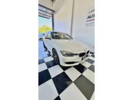 BMW - 320I - 2014/2015 - Branca - R$ 102.900,00
