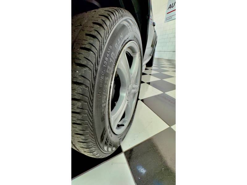 RENAULT - DUSTER - 2013/2014 - Verde - R$ 51.000,00